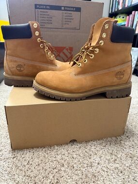 Timberland Wheat Nubuck Lace-Up Work Boots with Black Collar